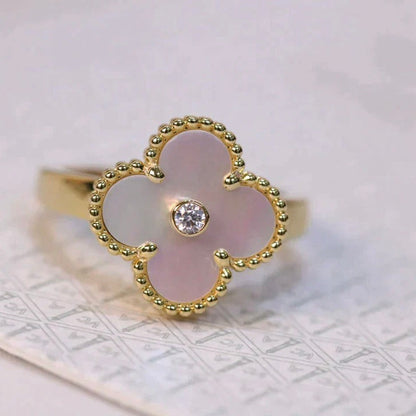 DIANA CLOVER PINK MOP RING GOLD DIAMOND