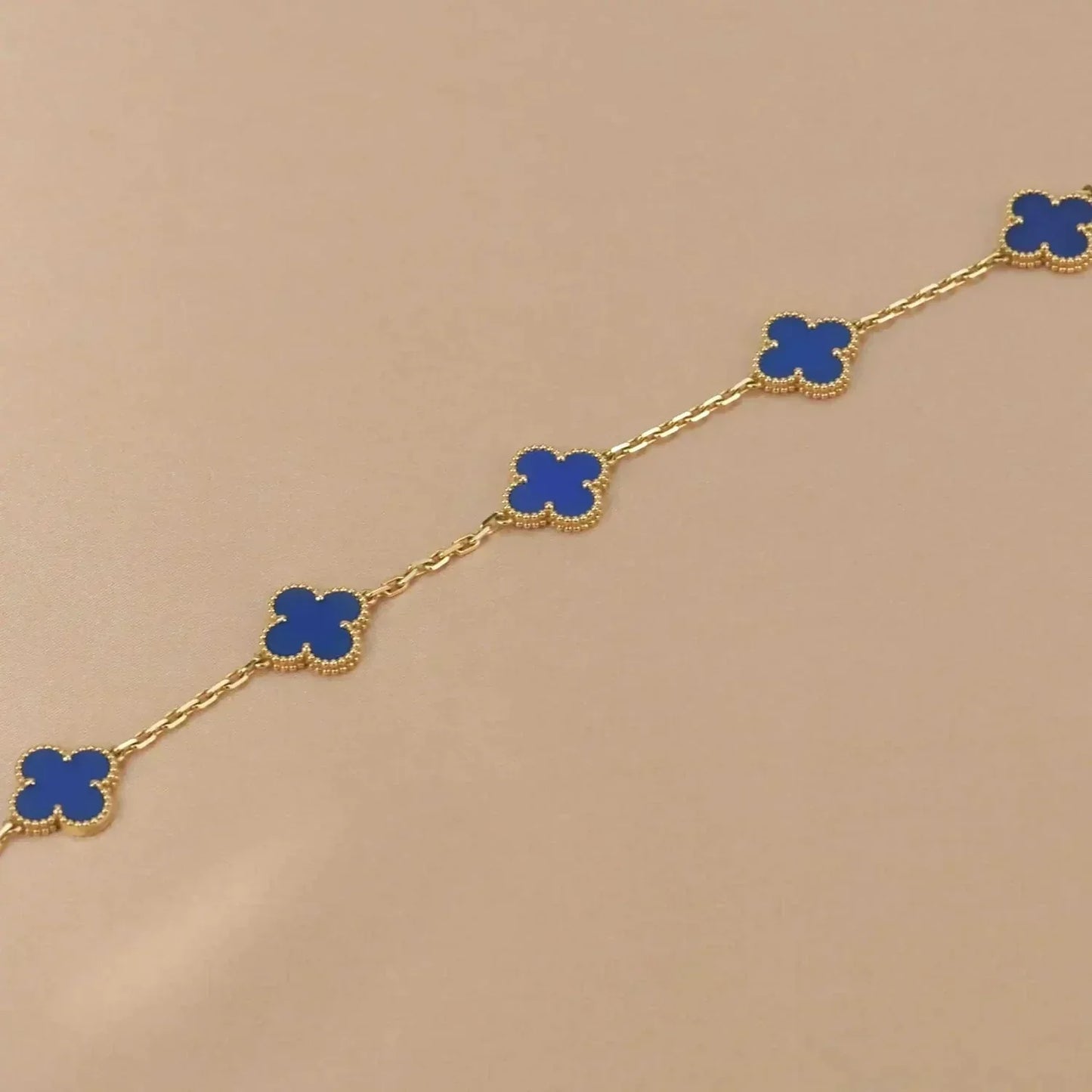 DIANA CLOVER 5 MOTIFS BLUE AGATE BRACELET