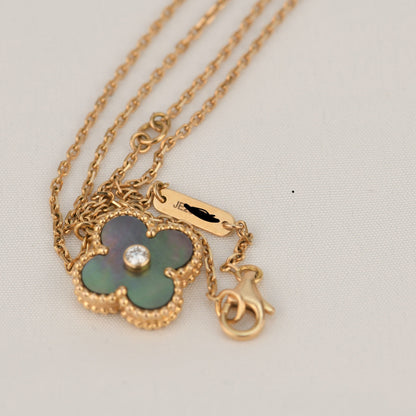 DIANA CLOVER 15MM DIAMOND AND MOTHER-OF-GREY NECKLACE