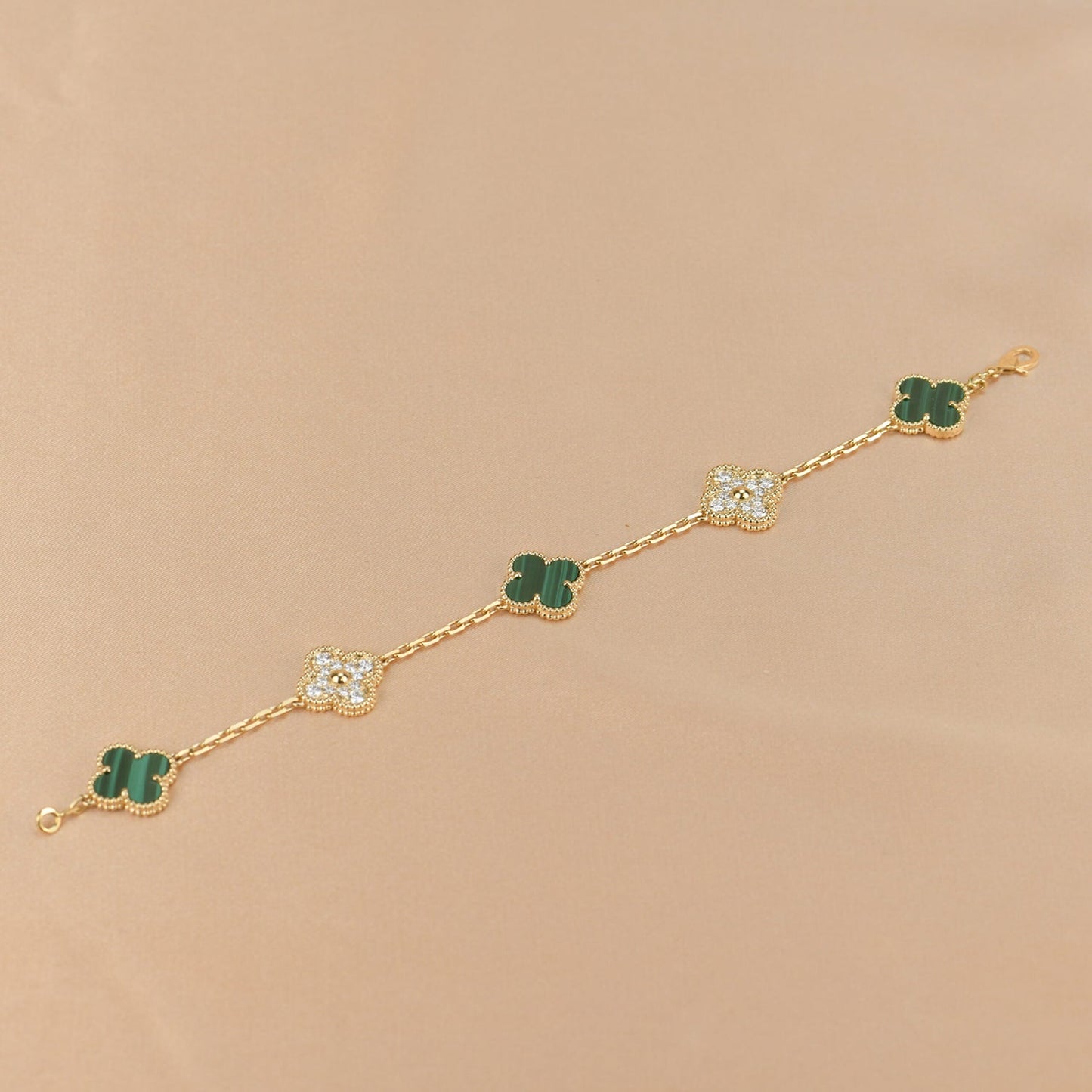 DIANA CLOVER  5 MOTIF MALACHITE DIAMOND BRACELET