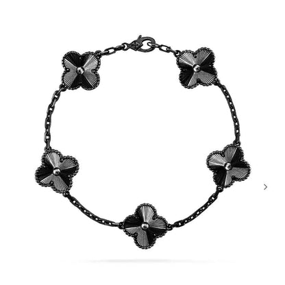 DIANA CLOVER 5 MOTIF BLACK BRACELET