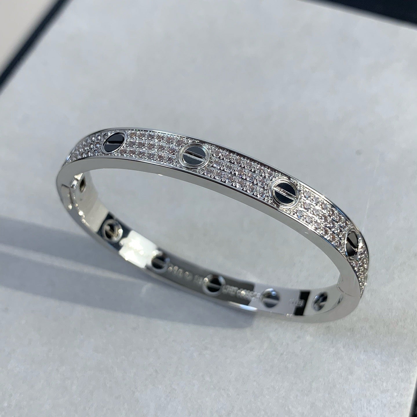 DIANA LOVE BRACELET 6.1MM DIAMOND-PAVED CERAMIC
