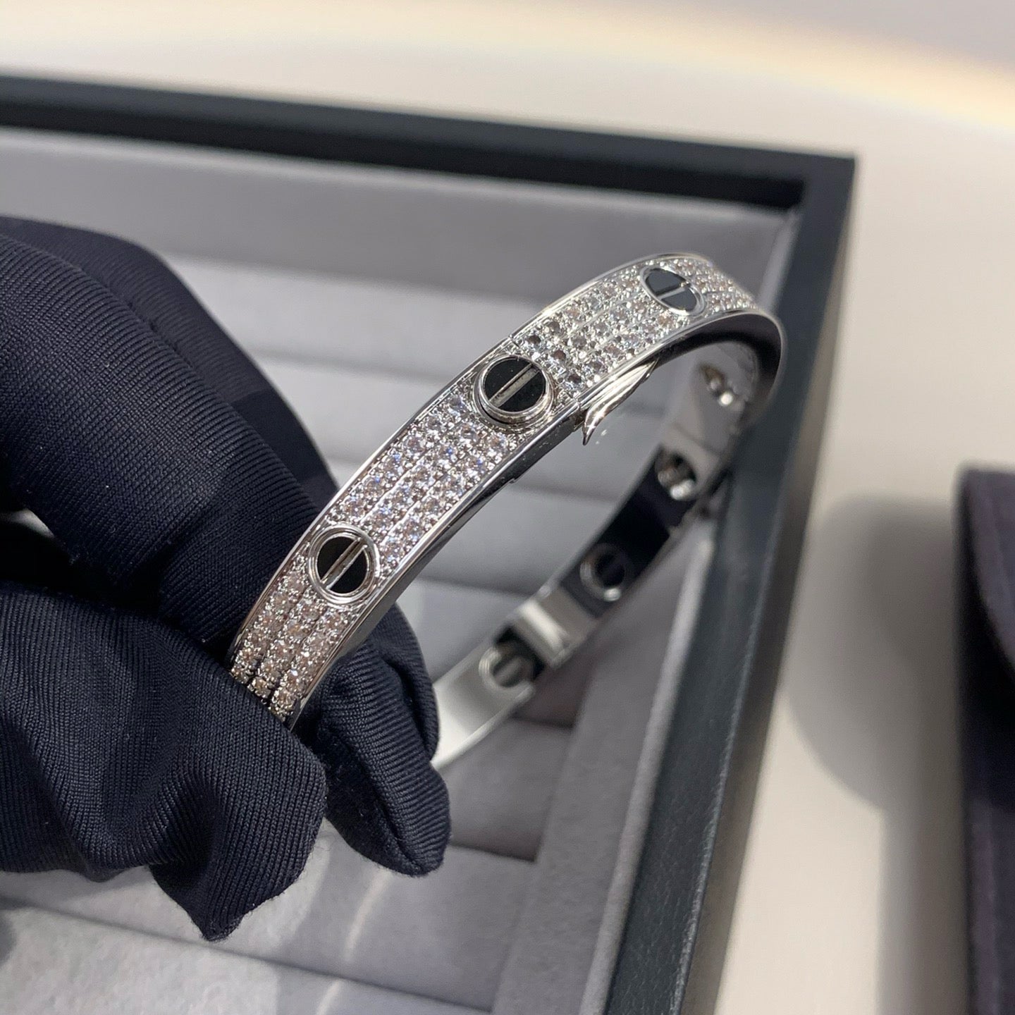 DIANA LOVE BRACELET 6.1MM DIAMOND-PAVED CERAMIC