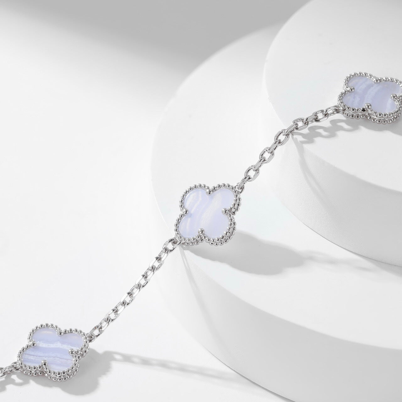 DIANA CLOVER 10 MOTIFS PURPLE CHALCEDONY NECKLACE