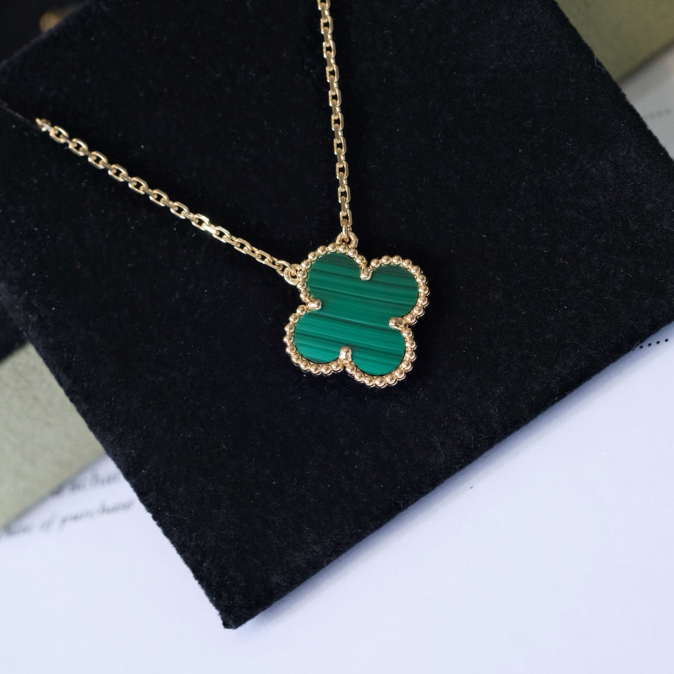 DIANA CLOVER 15MM MALACHITE SINGLE FLOWER  NECKLACE