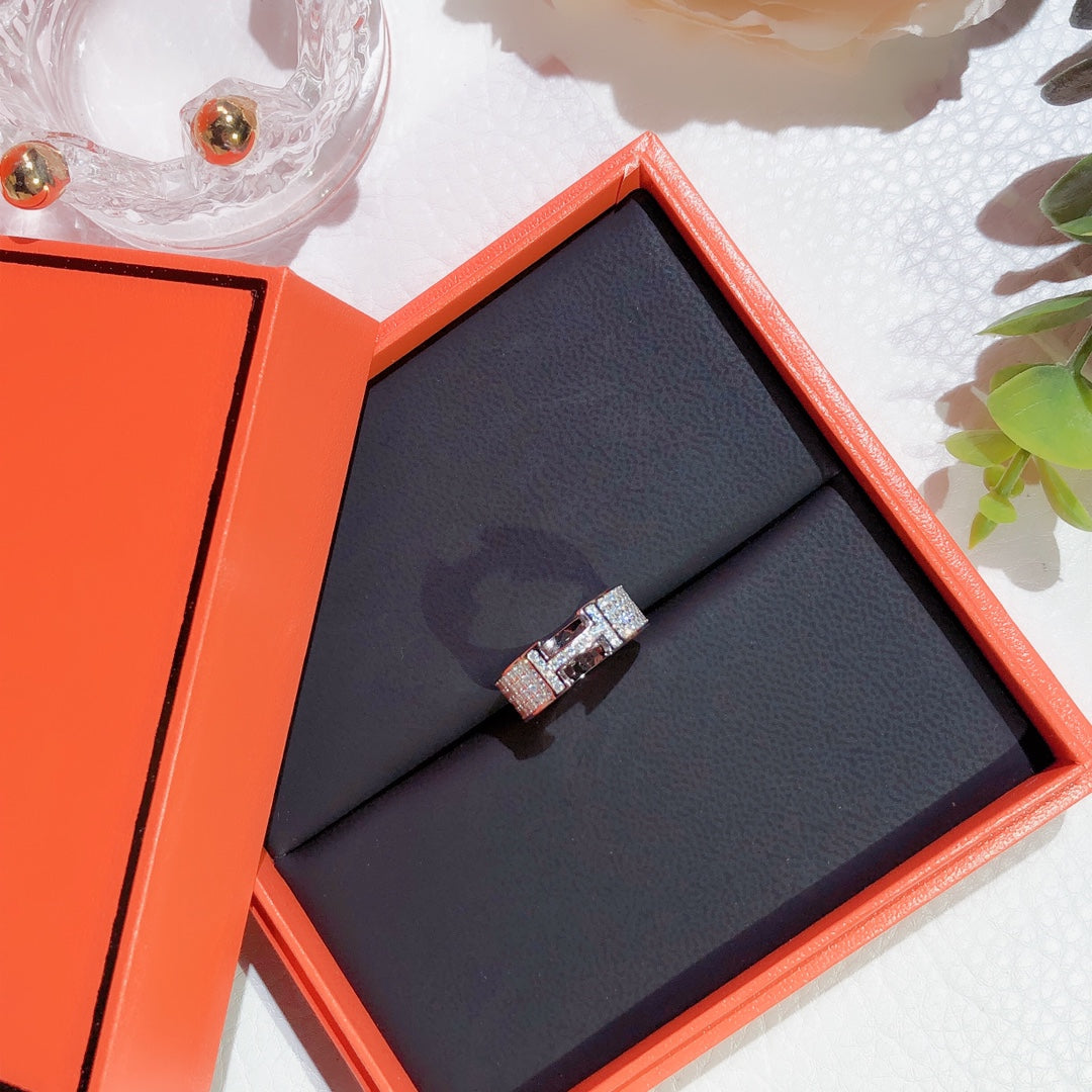 DIANA H RING FULL DIAMOND