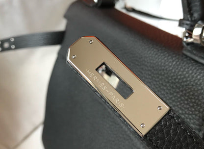 HM KELLY 28CM BLACK TOGO SILVER HARDWARE