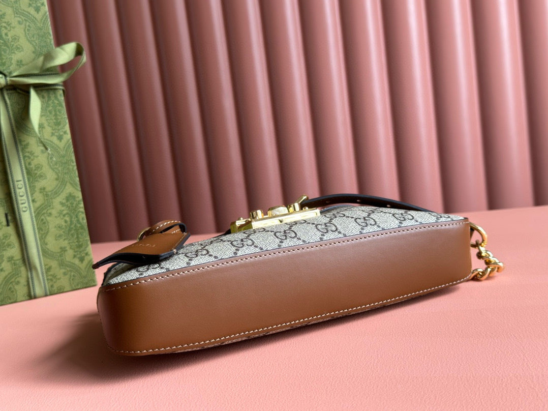 GG supreme padlock small 26cm small shoulder bag