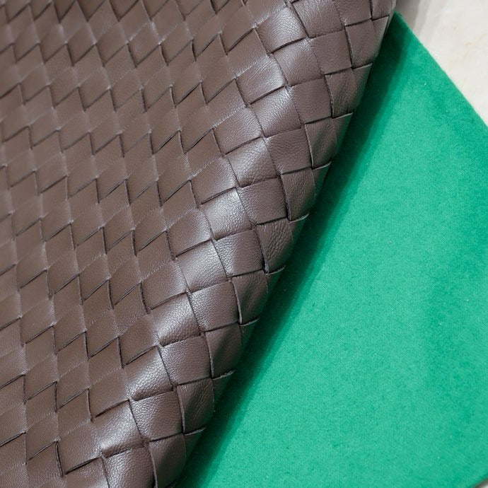 BV Large Intrecciato 54cm Hobo Bag Chocolate Calfskin