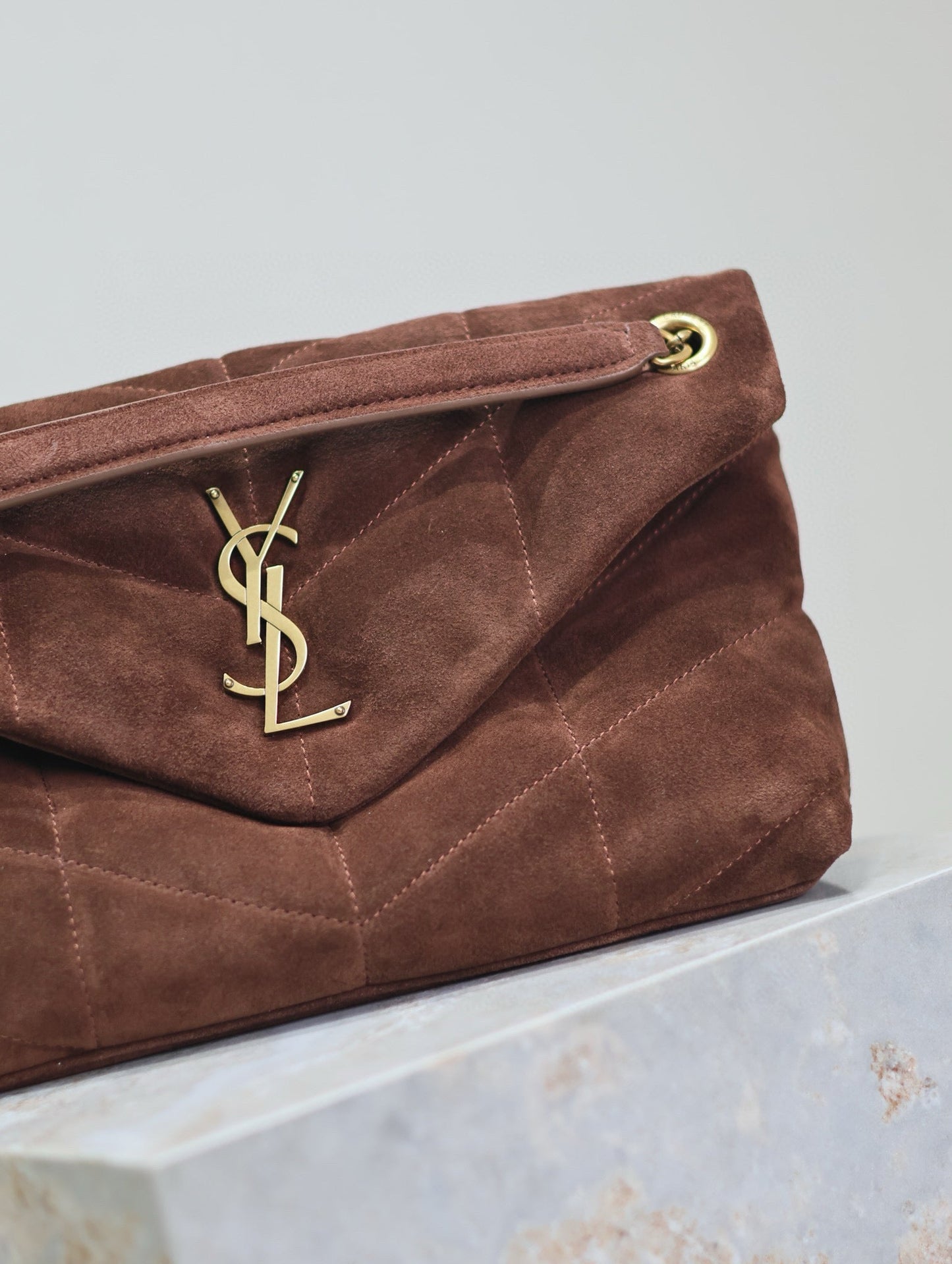 LOULOU PUFFER SMALL 29 CHOCOLATE SUEDE GHW