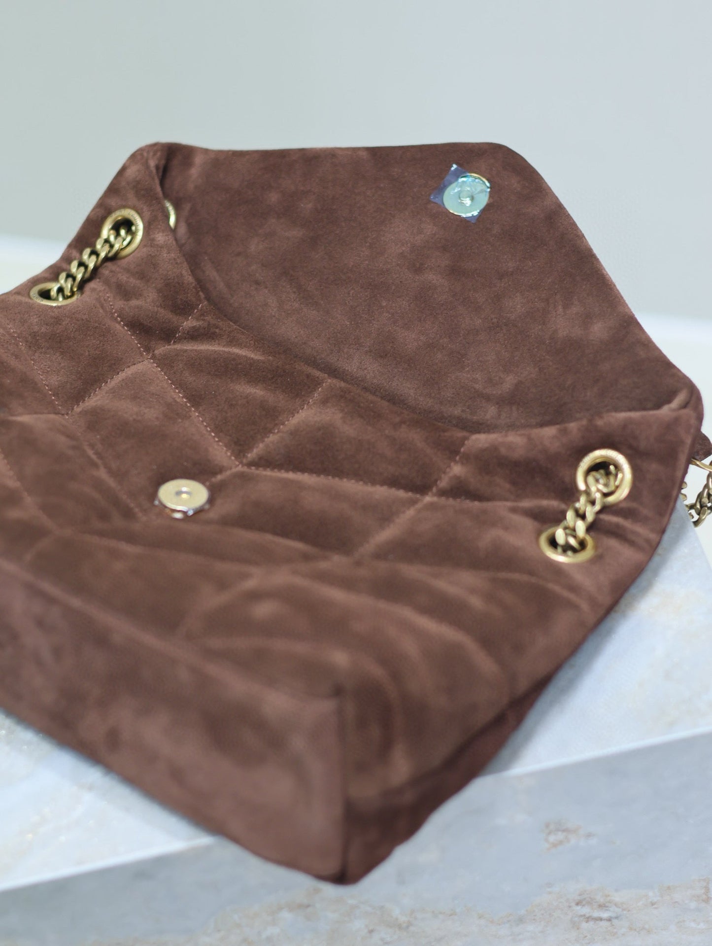 LOULOU PUFFER SMALL 29 CHOCOLATE SUEDE GHW