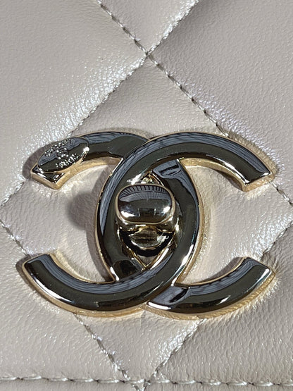 CC TRENDY 25CM BEIGE LAMBSKIN LIGHT GOLD HARDWARE