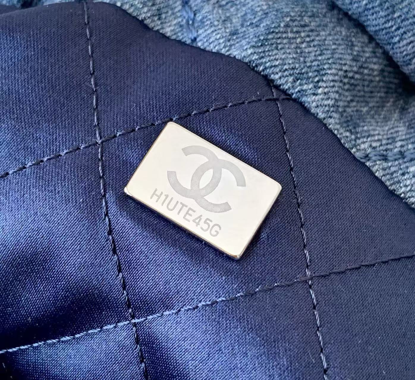 CC 22 Mini Chain Shoulder Bag Blue Denim Shw