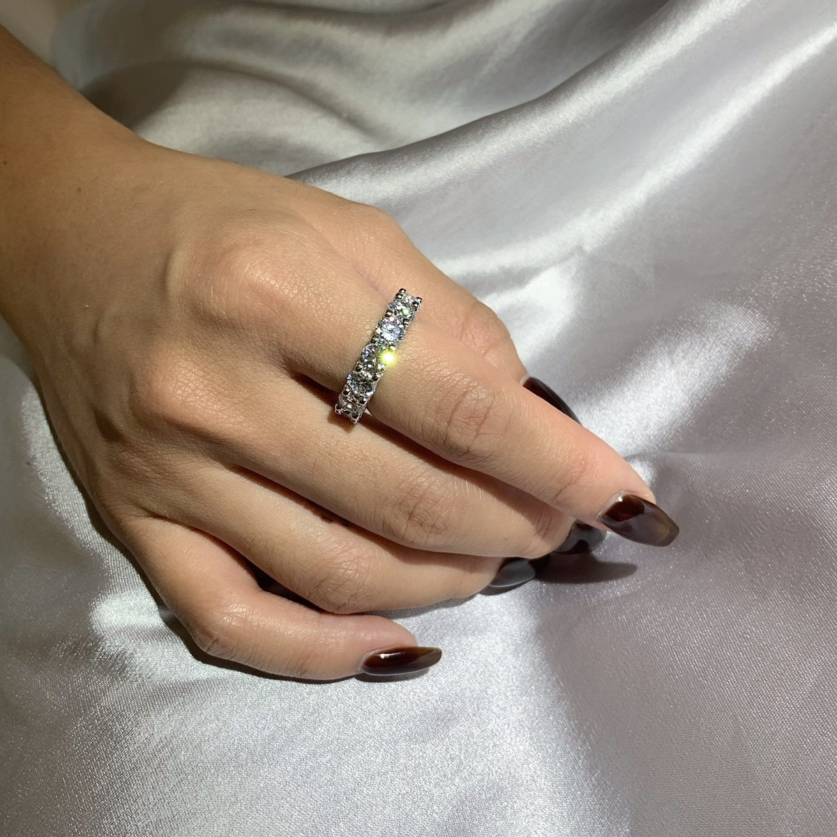 [HOT]Gorgeous Round Cut Tennis Ring