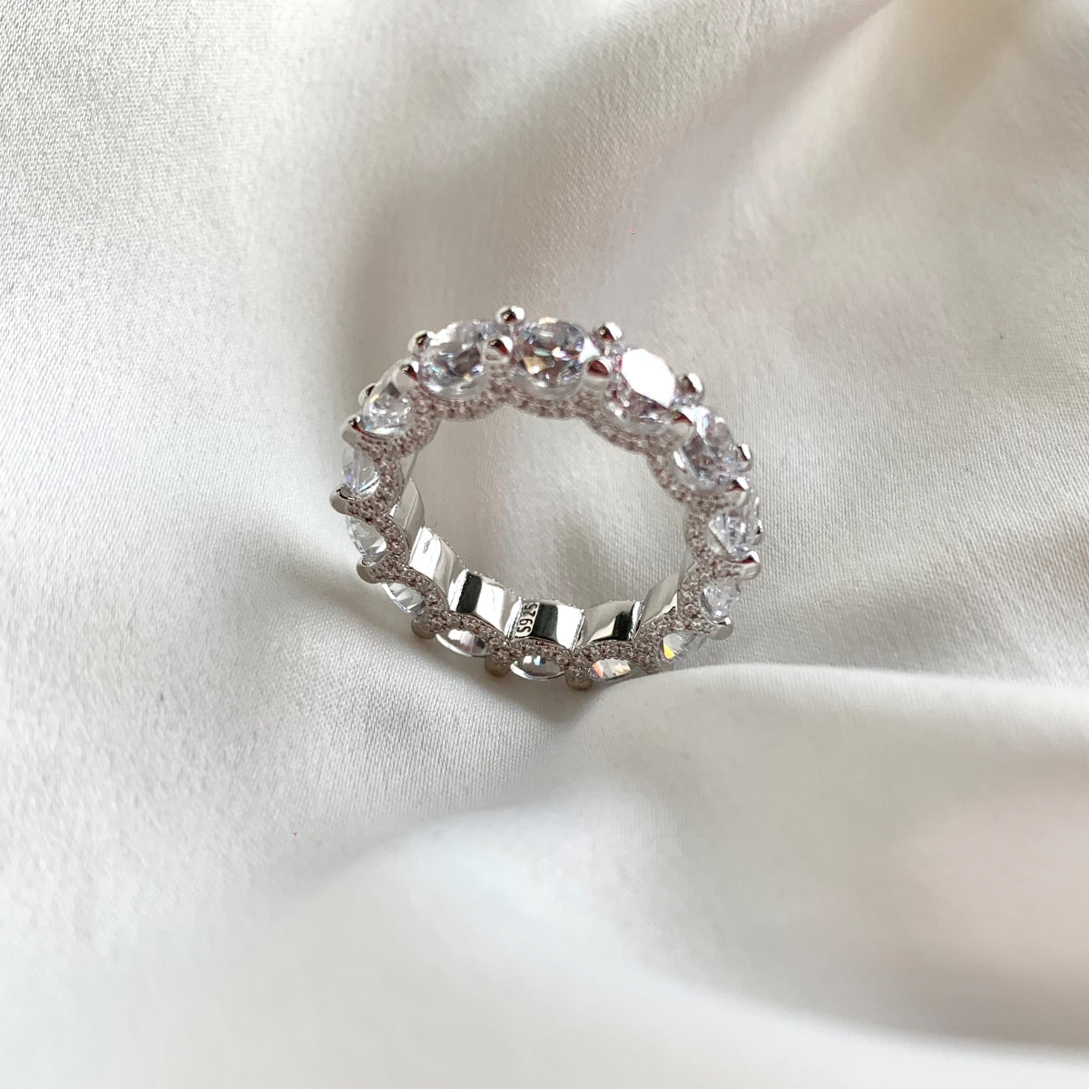 [HOT]Gorgeous Round Cut Tennis Ring