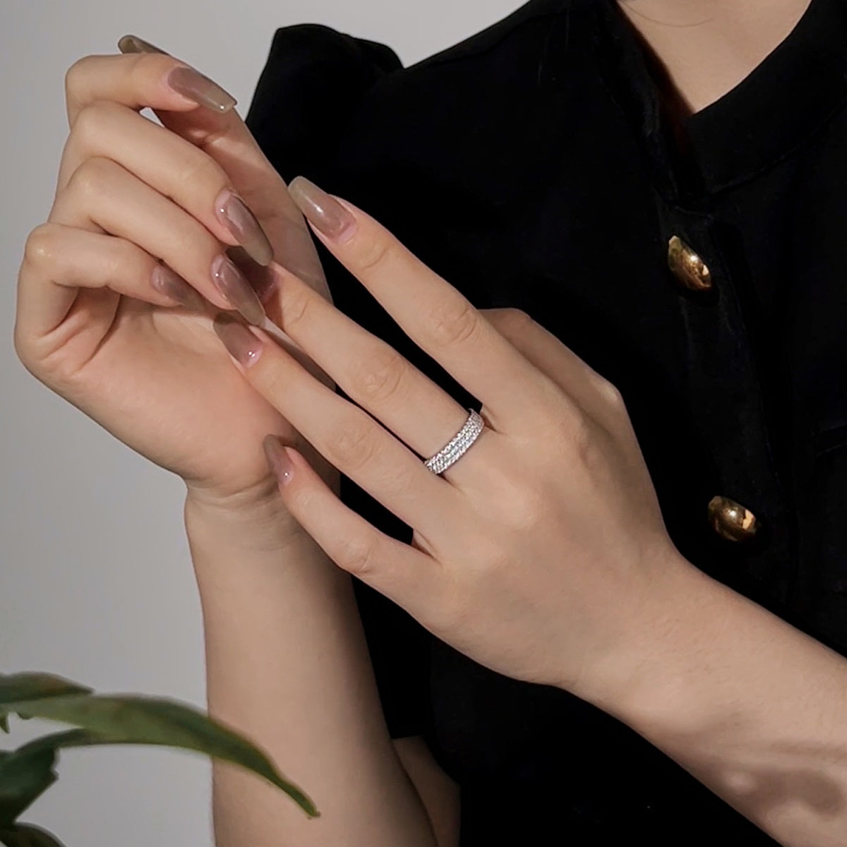 [HOT]Dainty Round Cut Tennis Ring