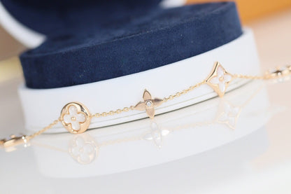 DIANA LEAF CLOVER BRACELET