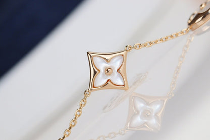 DIANA LEAF CLOVER BRACELET