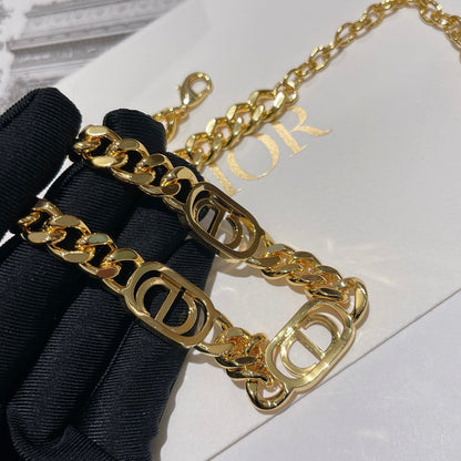 30 MONTAIGNE NECKLACE GOLD-FINISH METAL WHITE CRYSTALS