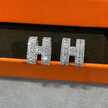 DIANA H STUD EARRINGS WITH SILVER DIAMONDS