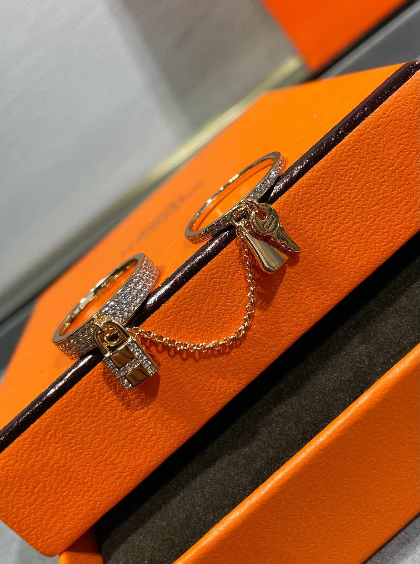 DIANA HM KELLY CLOCHETTE DOUBLE RING IN ROSE GOLD WITH DIAMONDS