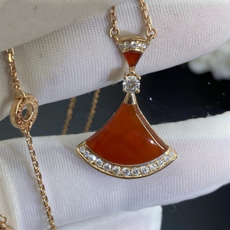 DIANA DREAM NECKLACE CARNELIAN DIAMOND
