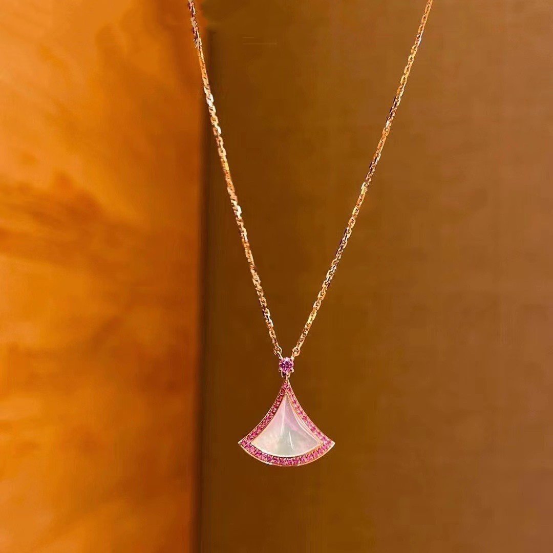 DIANA DREAM NECKLACE MOP DIAMOND PINK