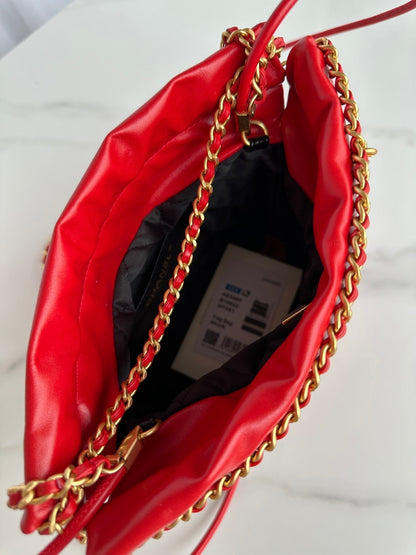 cc 22 hobo red black calfskin gold hardware