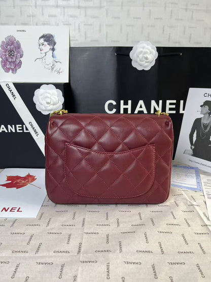 25C Mini Flap 24cm Burgundy Lambskin Gold Heart Hardware