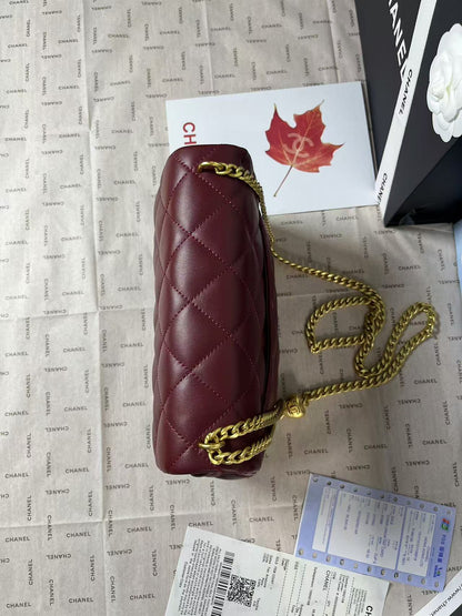 25C Mini Flap 24cm Burgundy Lambskin Gold Heart Hardware