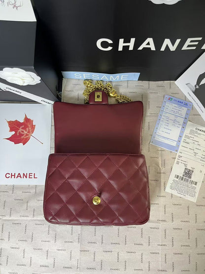 25C Mini Flap 24cm Burgundy Lambskin Gold Heart Hardware