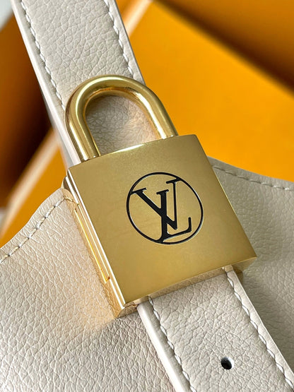 LOW KEY HOBO MM 35 IN IVORY BEIGE SMOOTH CALFSKIN