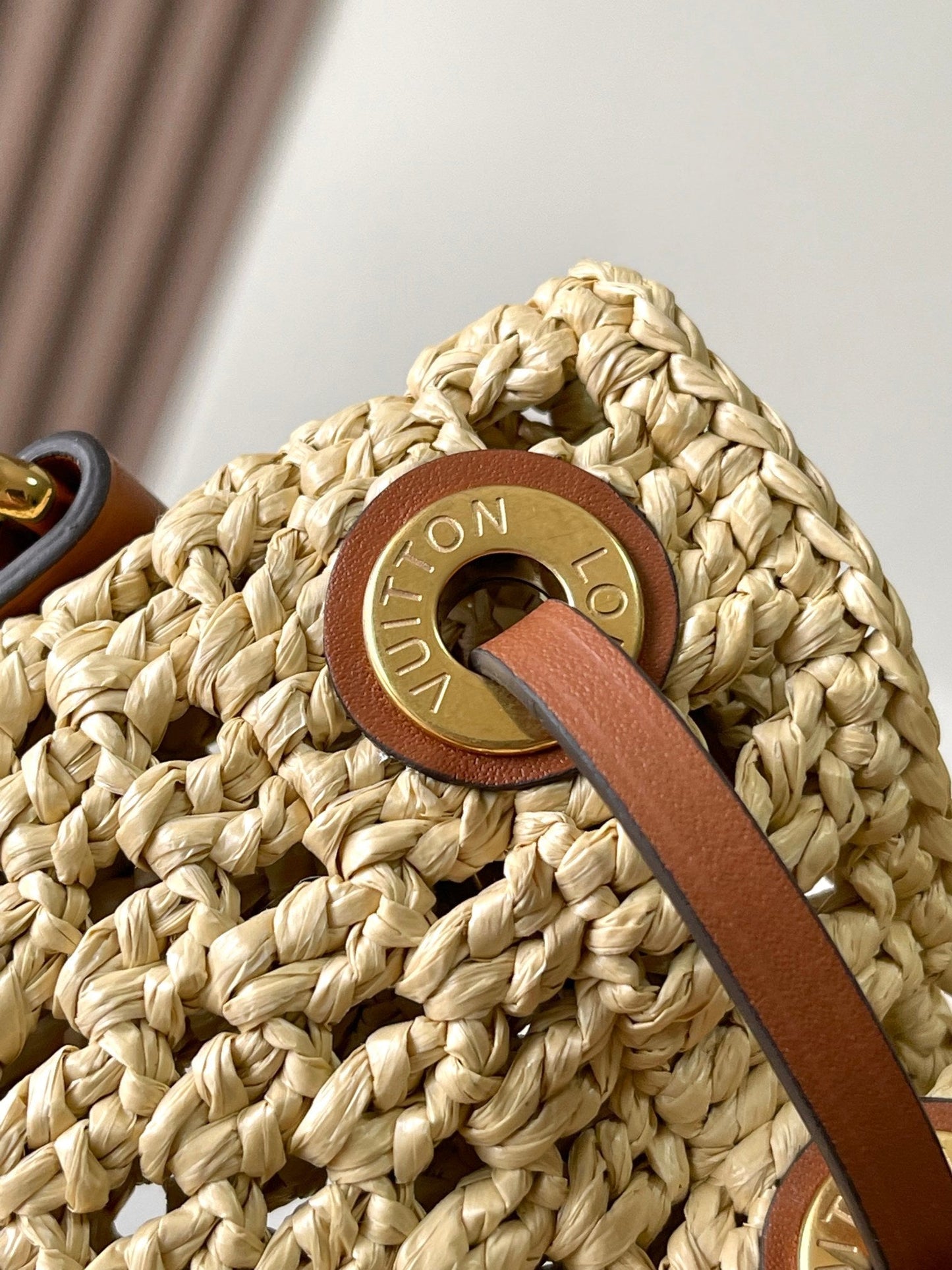 NO¨¦ PURSE 24 IN BEIGE CROCHETED RAFFIA AND BROWN CALFSKIN TRIM