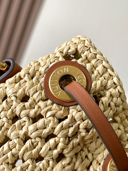 NO¨¦ PURSE 24 IN BEIGE CROCHETED RAFFIA AND BROWN CALFSKIN TRIM