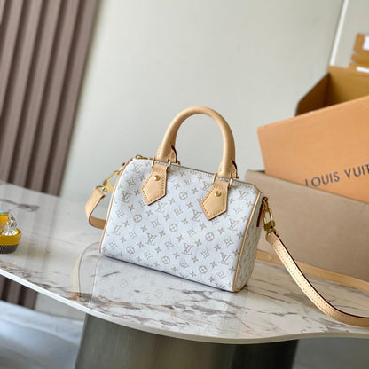 SPEEDY BANDOULI¨¨RE 20 IN WHITE MONOGRAM JACQUARD AND BEIGE CALFSKIN TRIM