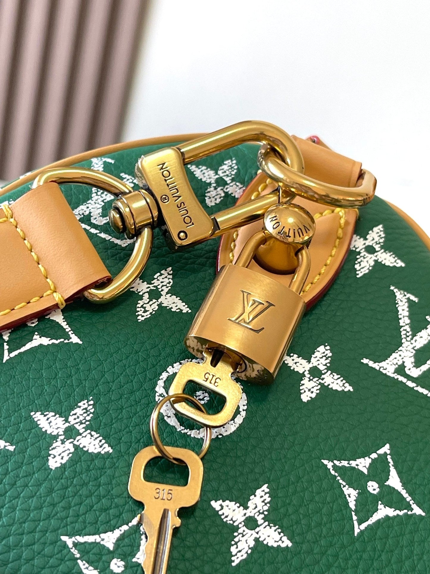 SPEEDY P9 BANDOULI¨¨RE 25 IN GREEN MONOGRAM CANVAS GOLD HARDWARE