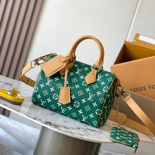 SPEEDY P9 BANDOULI¨¨RE 25 IN GREEN MONOGRAM CANVAS GOLD HARDWARE