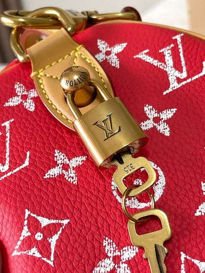 SPEEDY P9 BANDOULI¨¨RE 25 IN RED MONOGRAM CANVAS GOLD HARDWARE