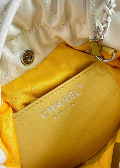 CC HOBO MINI 20CM YELLOW WHITE LAMBSKIN