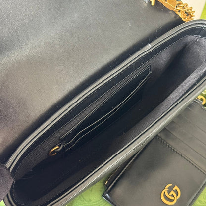 gg marmont 21cm black calfskin double g stud gold hardware