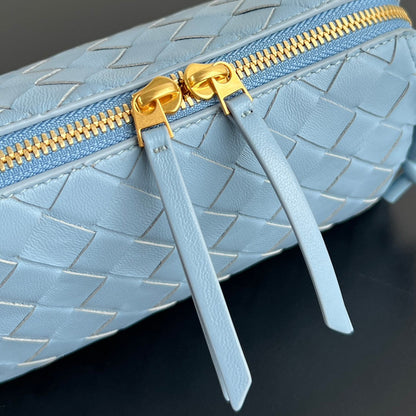 BV Concert Pouch 18.5cm Cloud Blue Lambskin