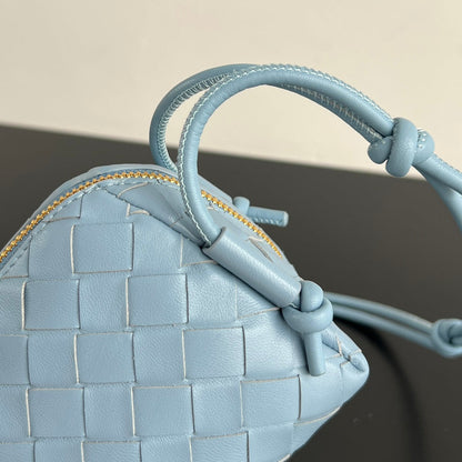 BV Concert Pouch 18.5cm Cloud Blue Lambskin