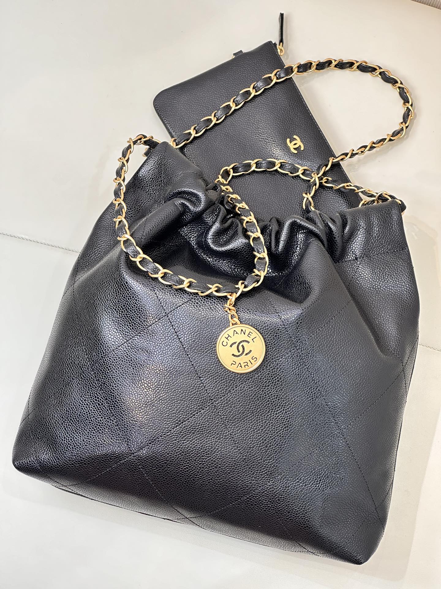 CC 22 Hobo Bag 35cm Black Grained Calfskin Gold Hardware