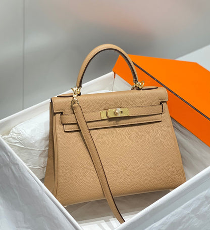 HM KELLY 28CM BEIGE TOGO GOLD HARDWARE