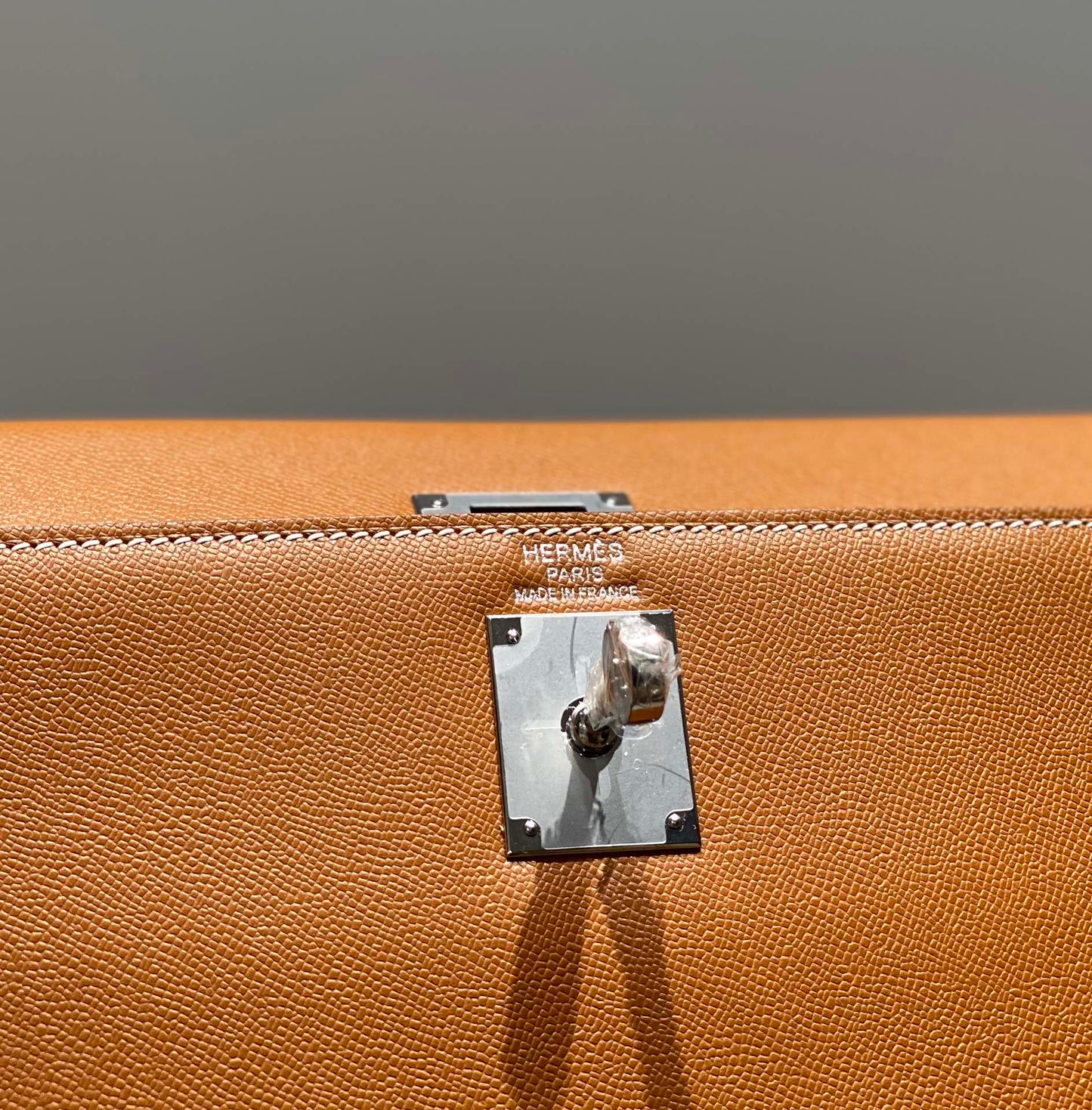 HM Kelly Elan 27cm Gold Leather Shw