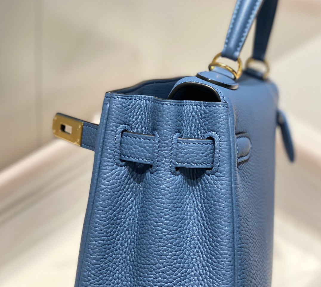 HM KELLY 28CM BLUE TOGO GOLD HARDWARE