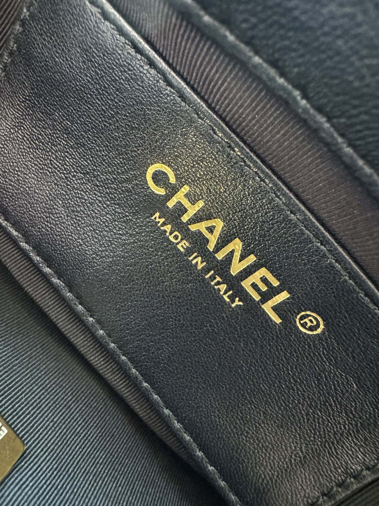 24c cc baguette bag black lambskin gold hardware