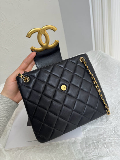 24c cc small shopping bag 21cm black lambskin gold hardware