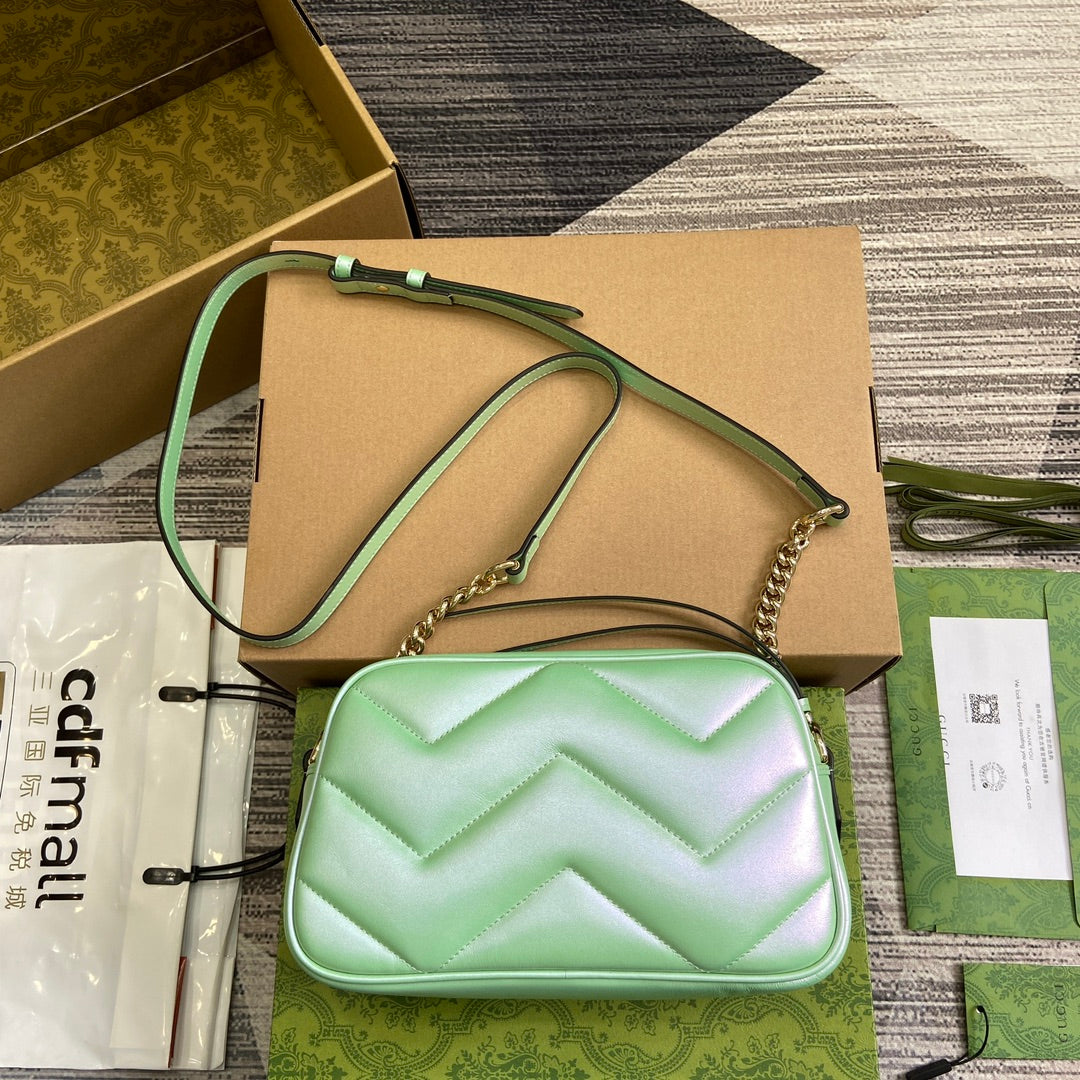 GG MARMONT 24 SMALL MATELASS¨¦ SHOULDER BAG GREEN IRIDESCENT CALFSKIN