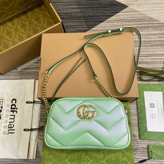 GG MARMONT 24 SMALL MATELASS¨¦ SHOULDER BAG GREEN IRIDESCENT CALFSKIN